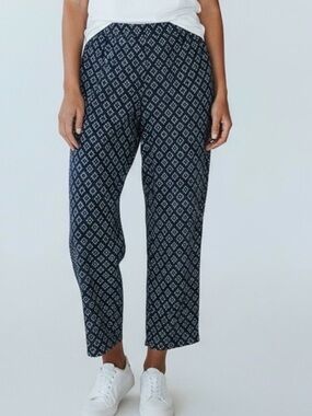 Banana Republic Blue with White Diamond Print Casual Pull-up Pants size Med